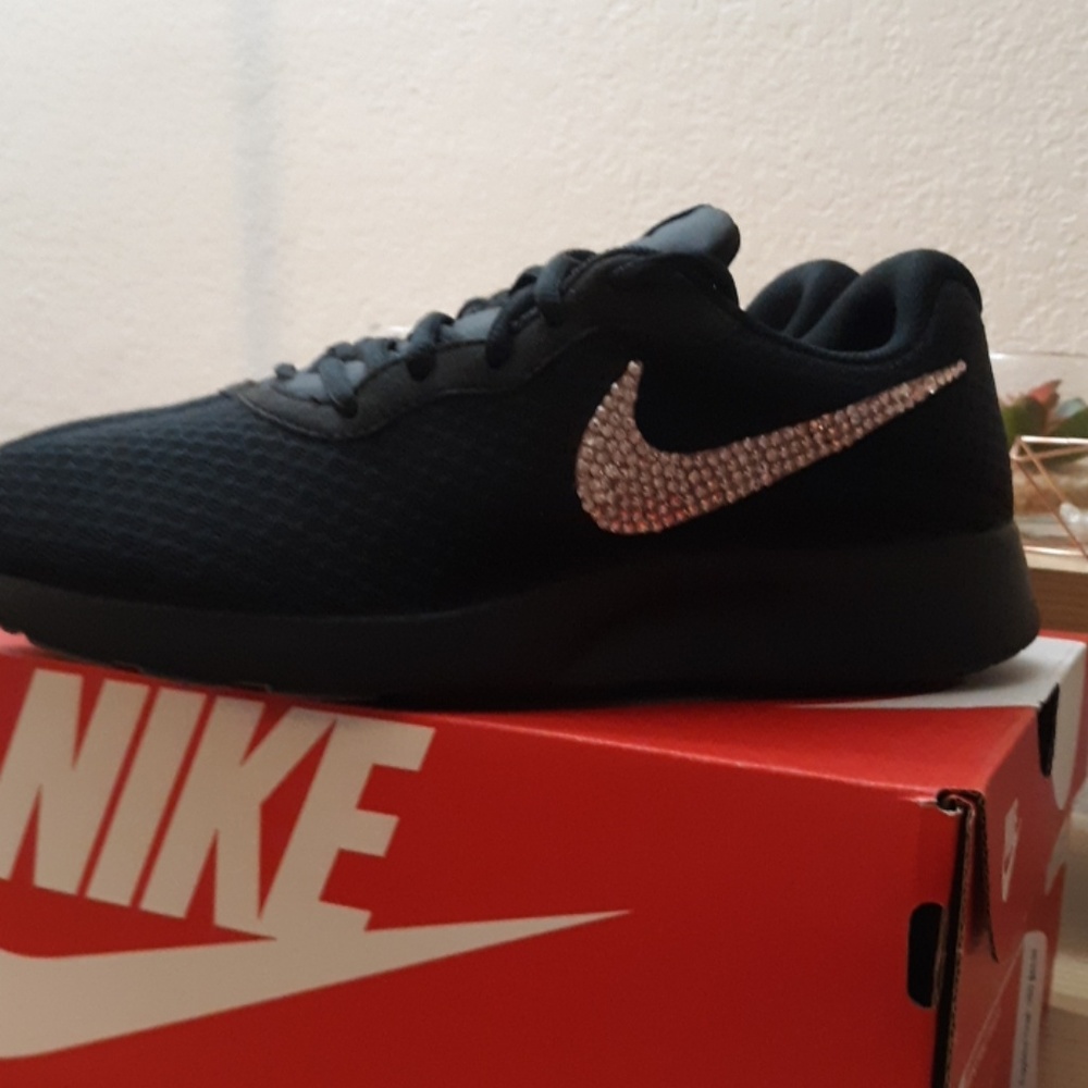 NEW NIKE Black and rose gold Tanjun Bling - Picture 6 of 6